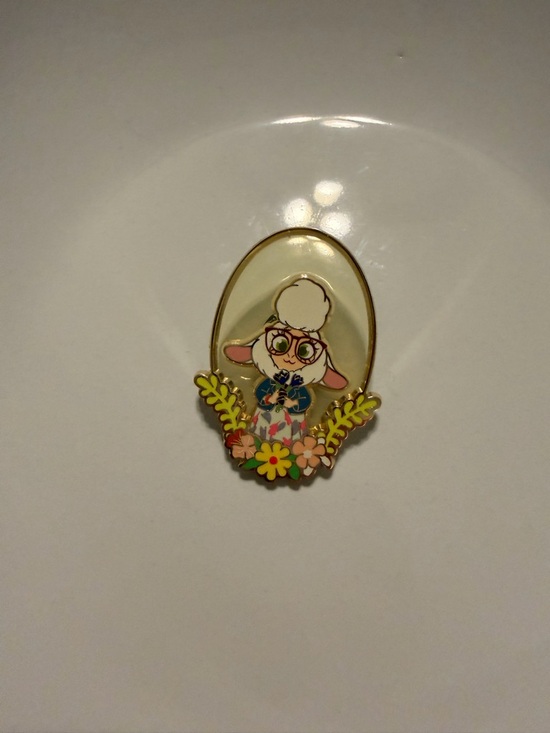 Disney Other - Disney "Zootopia" Assistant Mayor Bellwether enamel pin